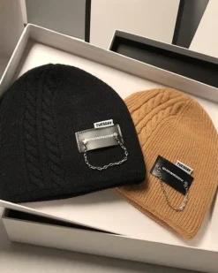 Beanie Showroom