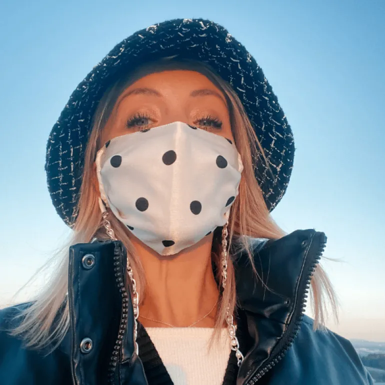 Leichte Seidenmaske Polka