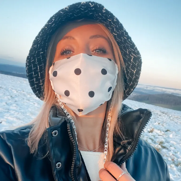 Leichte Seidenmaske Polka