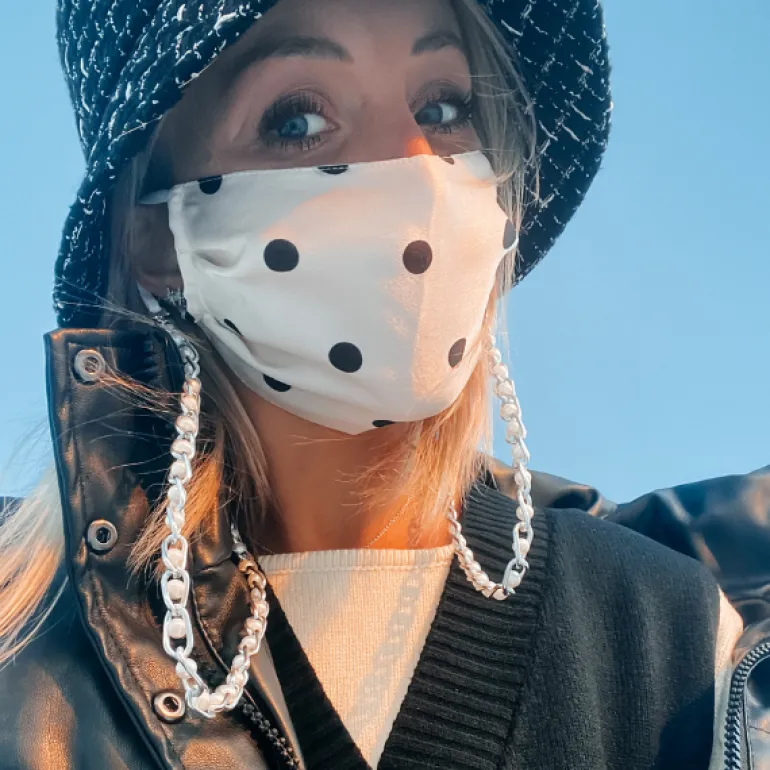 Leichte Seidenmaske Polka