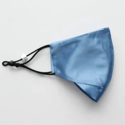 Mundschutz aus Seide Blaze