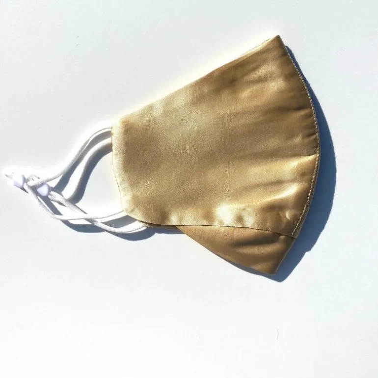 Mundschutz aus Seide Blaze