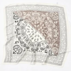 Paisley Bandana Creamy Dulce