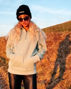Pullover Hoodie A-Love