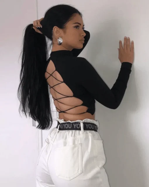 Rückenfreies langarm Shirt mit Schnürung Lunia