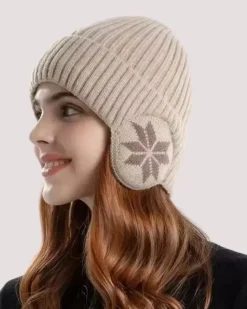 Unisex Winter Beanie Snowflake