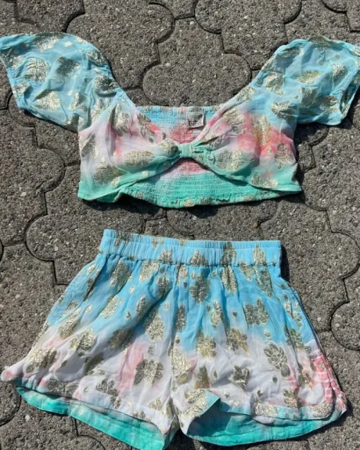 Zweierset Shorts & Top Essence