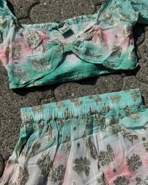 Zweierset Shorts & Top Essence